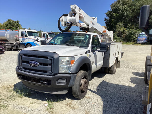 Photo of a 2012 Ford F-550