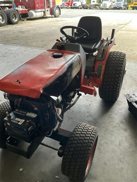 1998 Kubota B1700HD 4X4