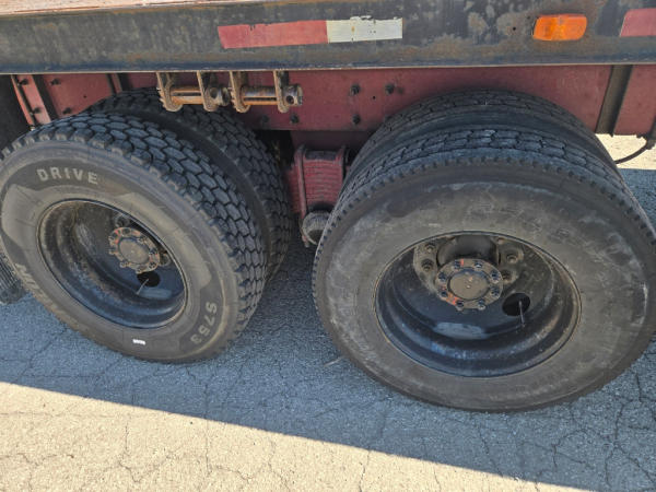 2007 Mack CV713