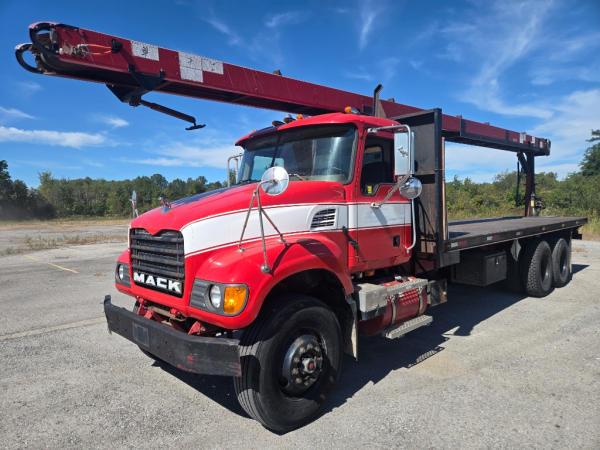 2007 Mack CV713