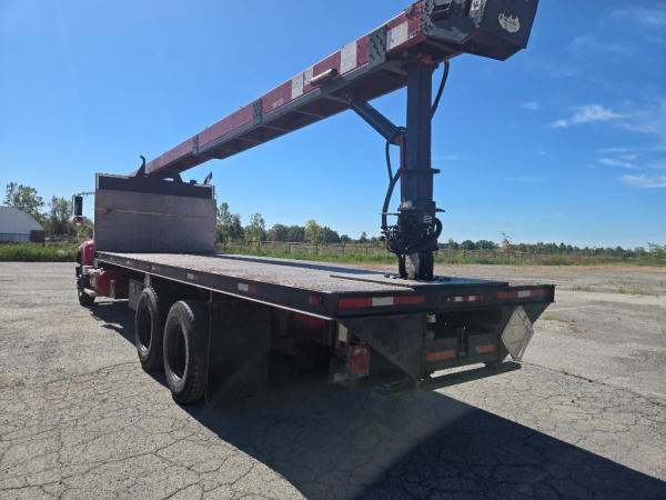 2007 Mack CV713