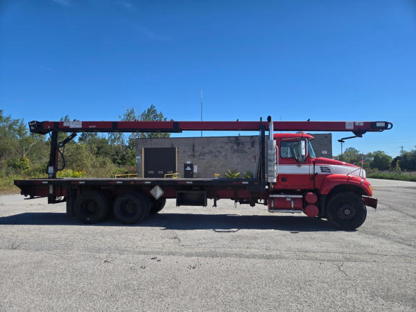 2007 Mack CV713