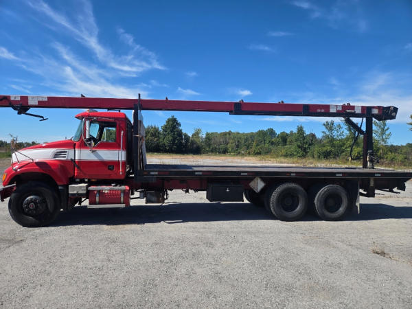 2007 Mack CV713