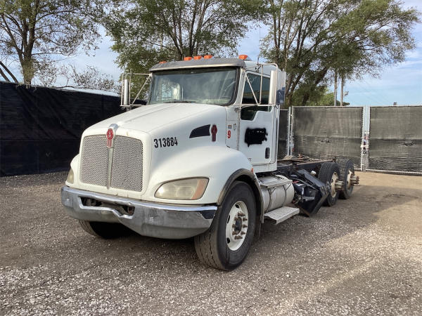 Photo of a 2009 Kenworth T800