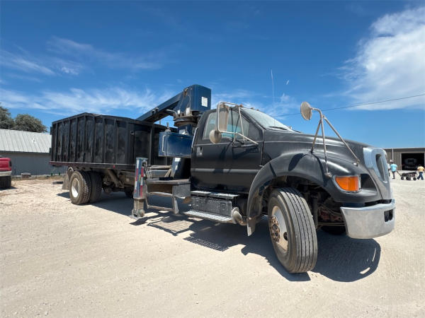 2015 Ford F-750