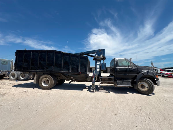 2015 Ford F-750
