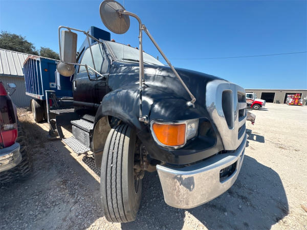 2015 Ford F-750