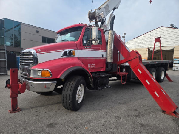 2007 Sterling LT9513