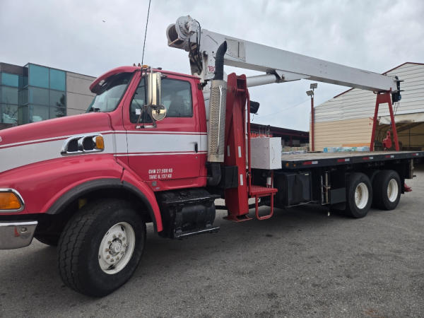 2007 Sterling LT9513