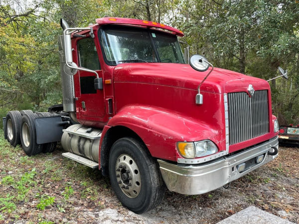 Photo of a 2005 International 9400I