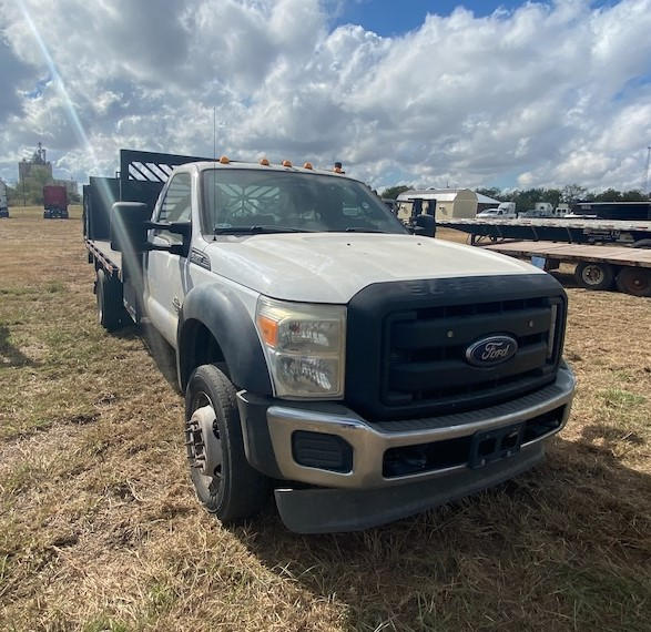 Photo of a 2016 Ford F-450 SD