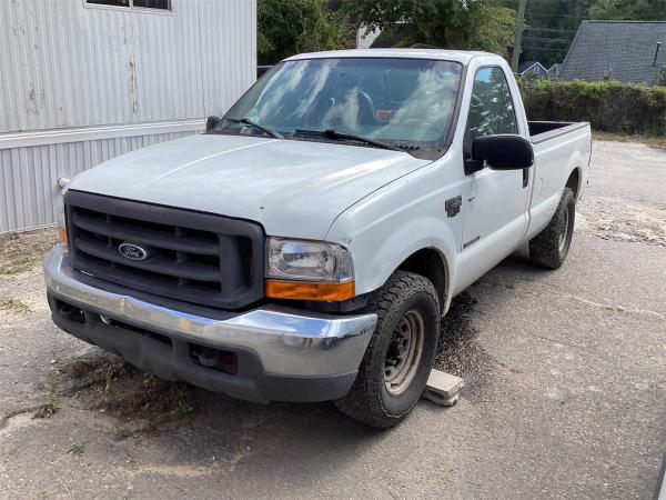 Photo of a 1999 Ford F-250 SD