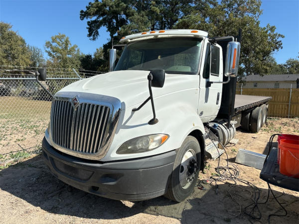 Photo of a 2015 International PROSTAR+