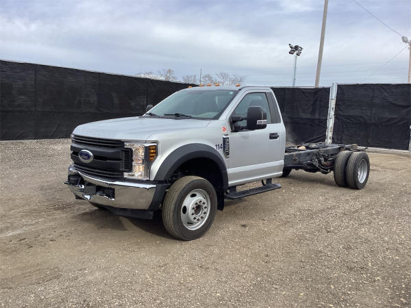 Photo of a 2018 Ford F550 2WD