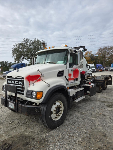 Photo of a 2007 Mack  CV713 GRANITE