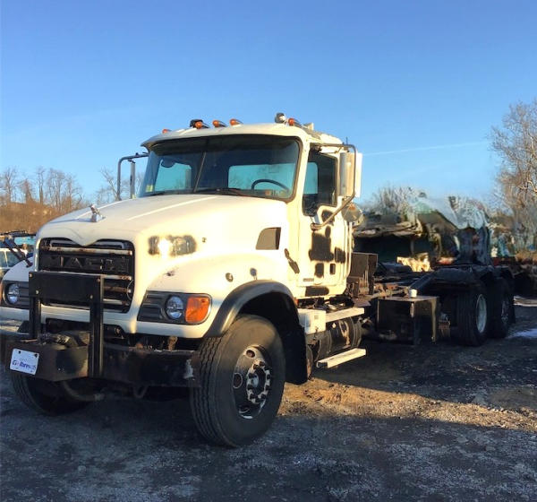 Photo of a  Mack CV713  GRANITE