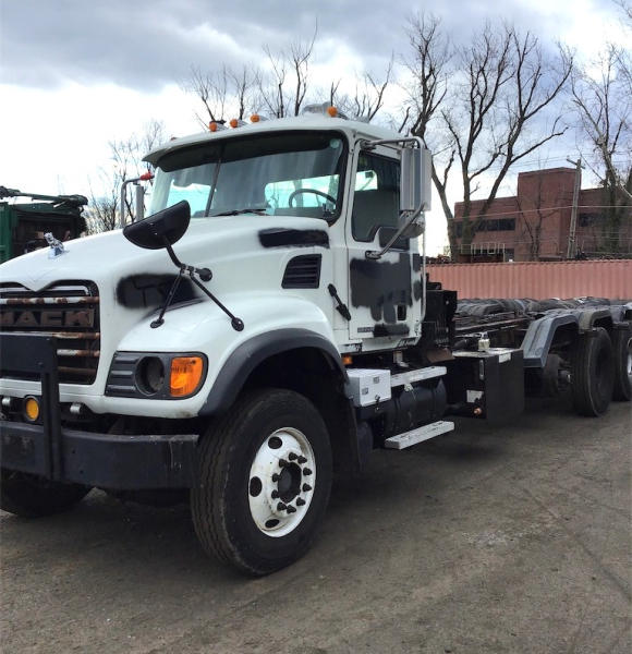 Photo of a  Mack CV713  GRANITE