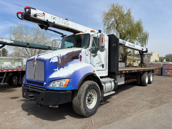 Photo of a 2014 Kenworth T4