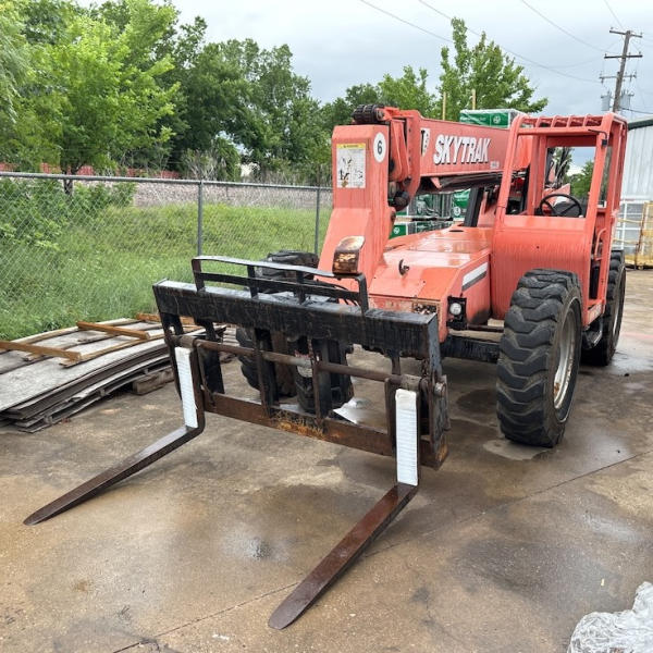 Photo of a 2005 JLG 6036