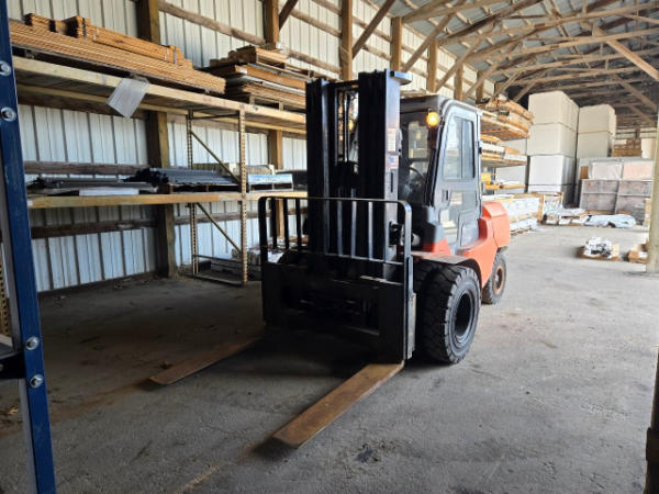Photo of a 2004 Toyota 7FGU45