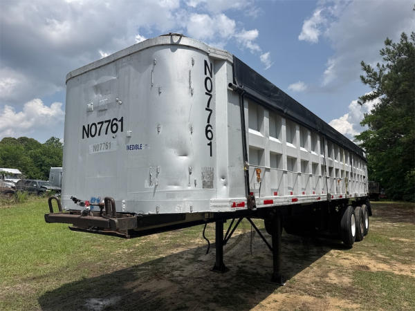 Photo of a 1986 Summit 35 FT