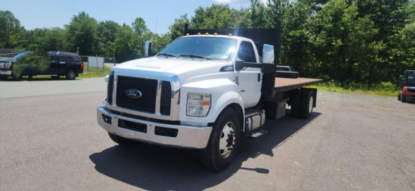 Photo of a 2016 Ford F-750