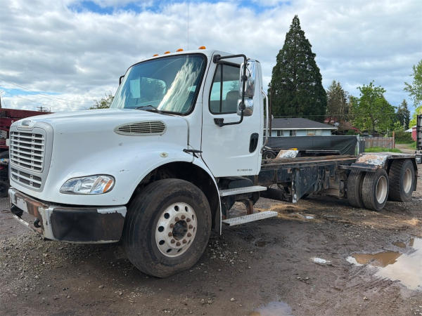 Photo of a 2013 Freightliner M2