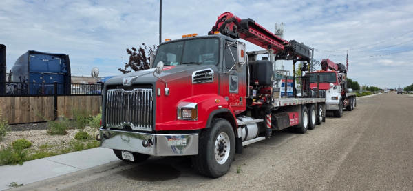 Photo of a 2016 Western Star 4700SB