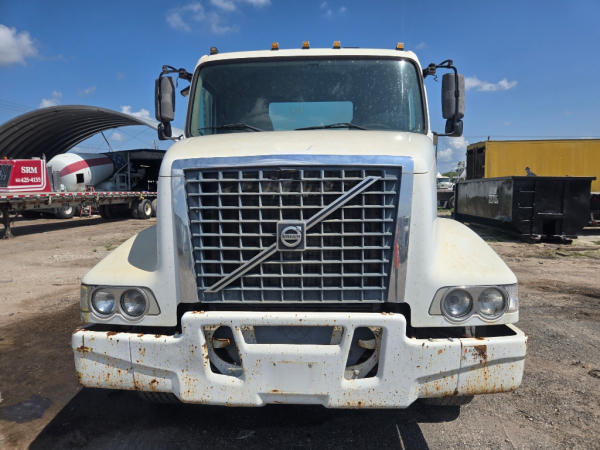 2007 Volvo VHD