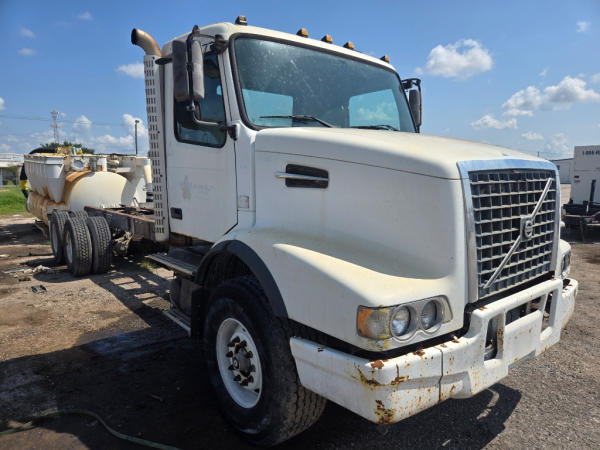 2007 Volvo VHD