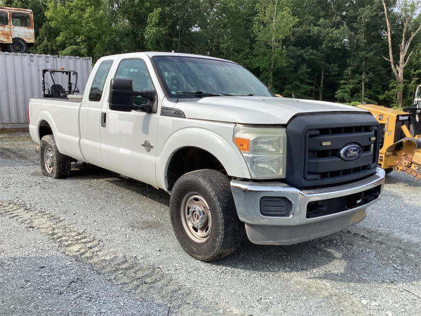 2014 Ford F250 4X4 EXT CAB