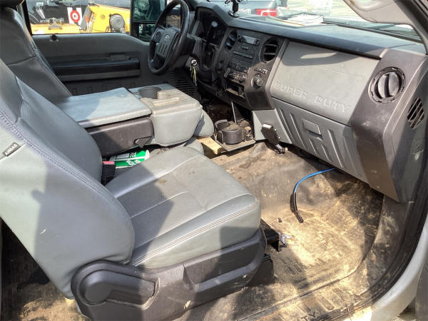 2014 Ford F250 4X4 EXT CAB