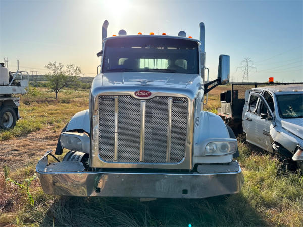 2015 Peterbilt 567