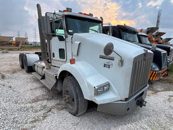 Photo of 2014 Kenworth T8