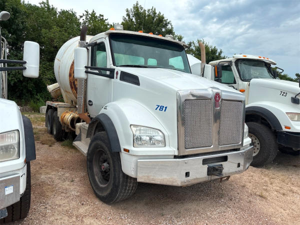 Photo of 2016 Kenworth T880